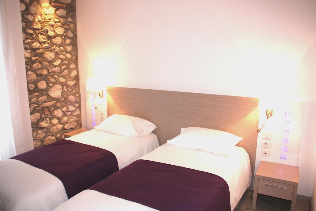 Hotel Terranostra Tarascon-sur-Ariège Стая снимка