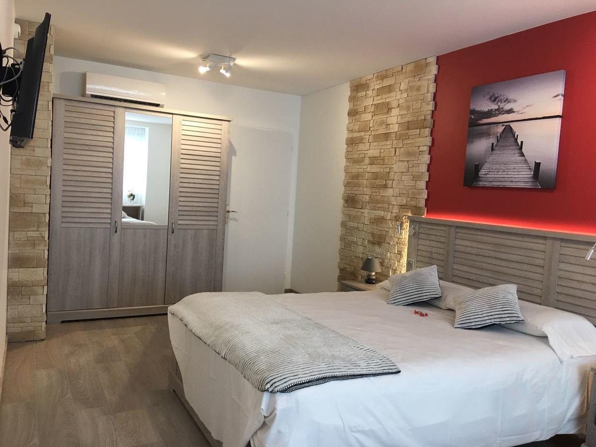 Hotel Terranostra Tarascon-sur-Ariège Екстериор снимка