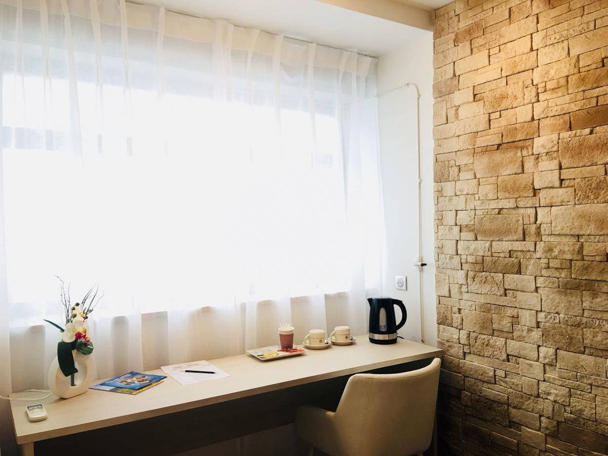 Hotel Terranostra Tarascon-sur-Ariège Екстериор снимка