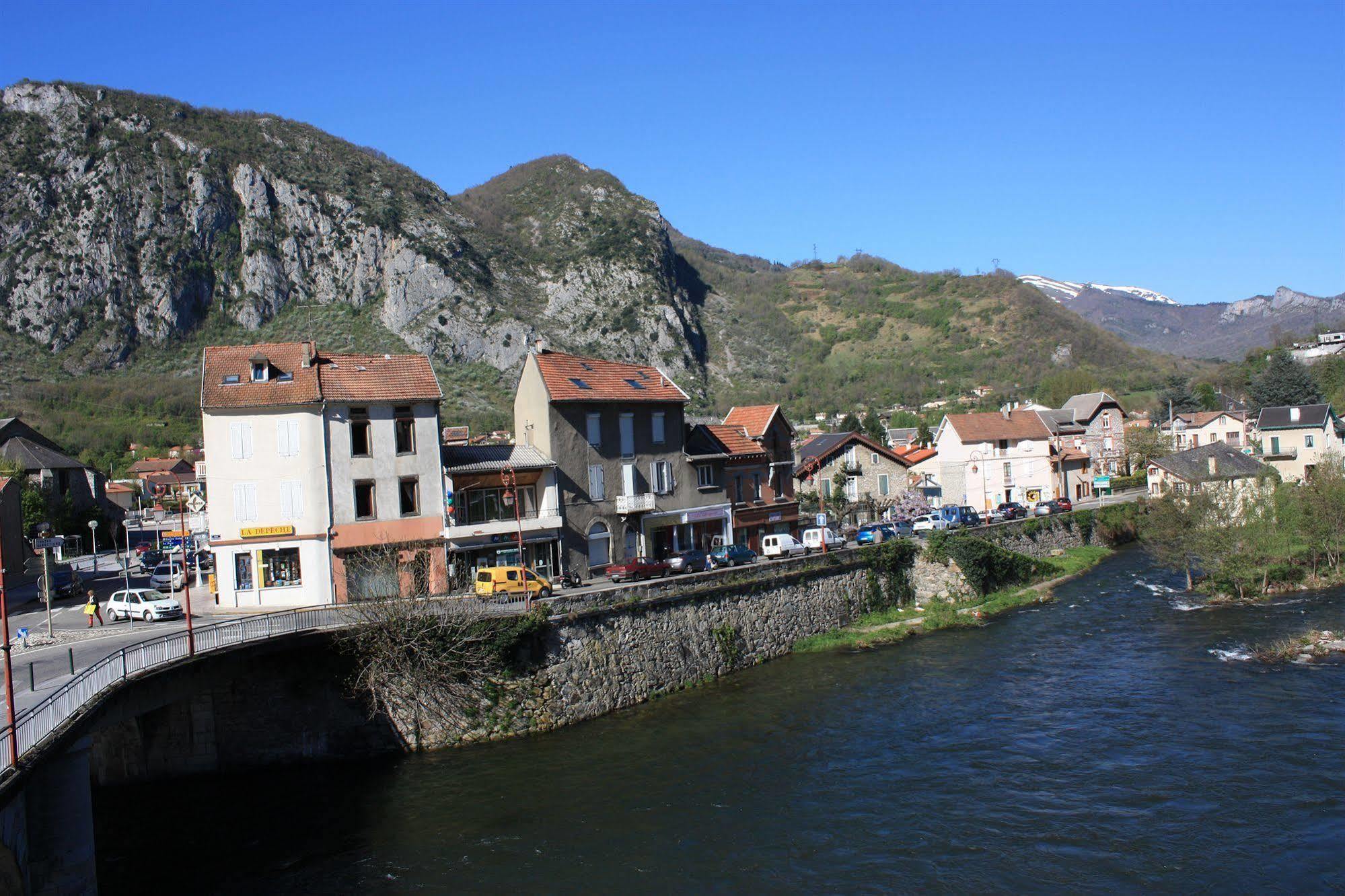 Hotel Terranostra Tarascon-sur-Ariège Екстериор снимка